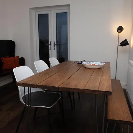 Scandinavian Style 2 Bedroom Lägenhet